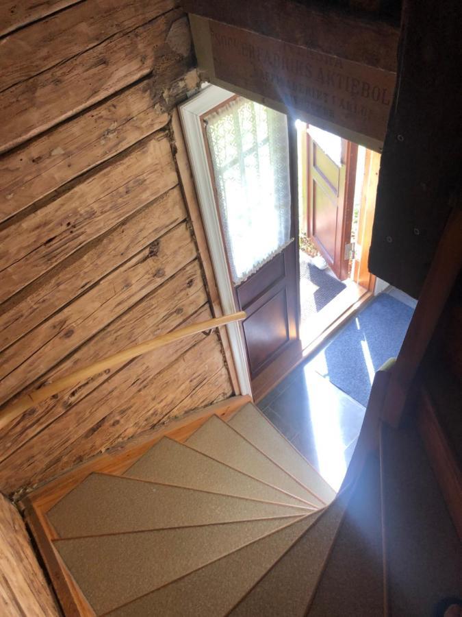 Mysig Lantlig Stuga, Nycklaroer Korsberga Esterno foto